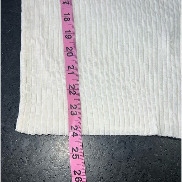 NEW GUESS WINTER WHITE SEXY KEY HOLE RIBBED SWEATER SZ L - Picture 9 of 10